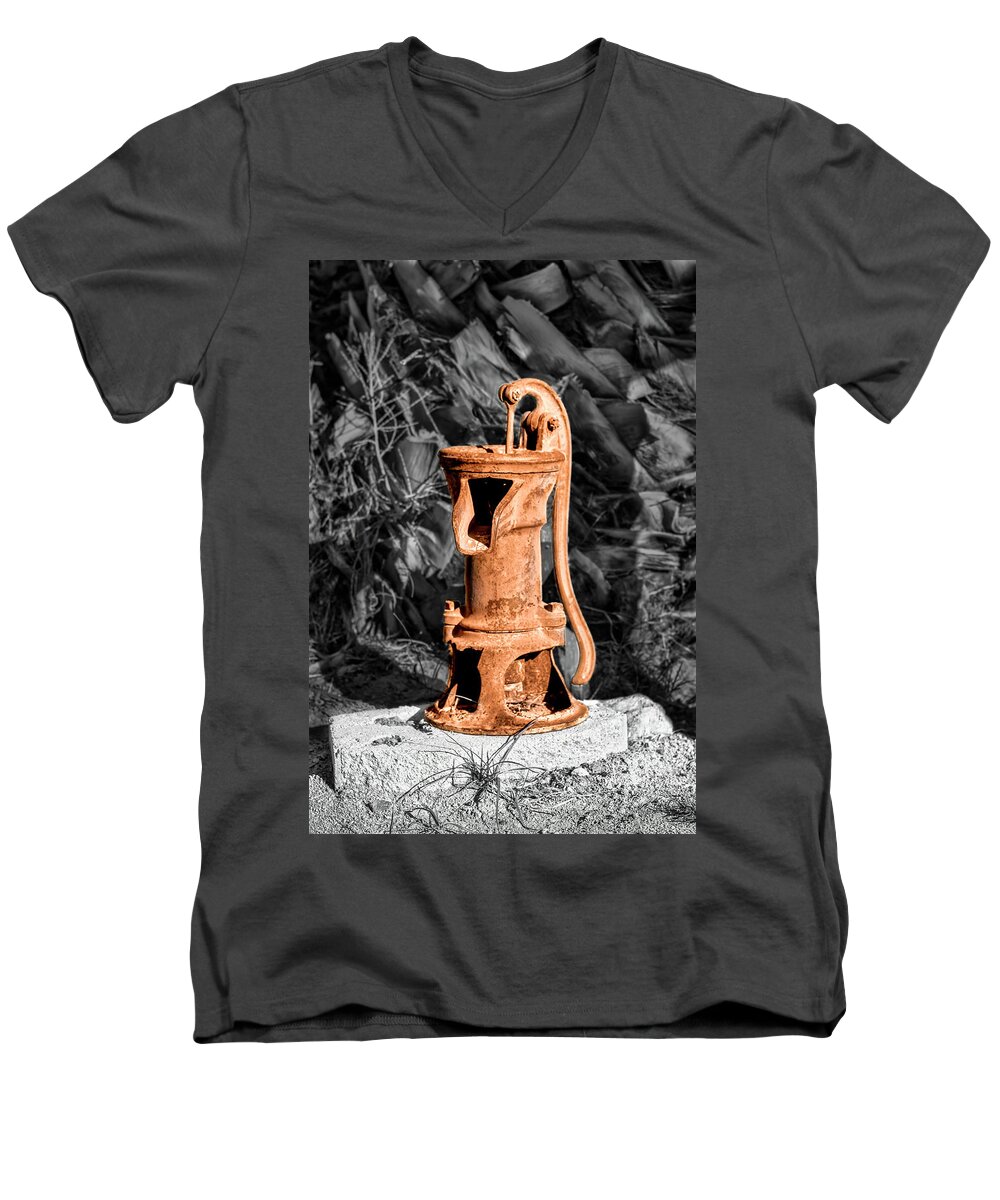 Hand Water Pump Men's V-Neck T-Shirt featuring the photograph Vintage Hand Water Pump by Gene Parks