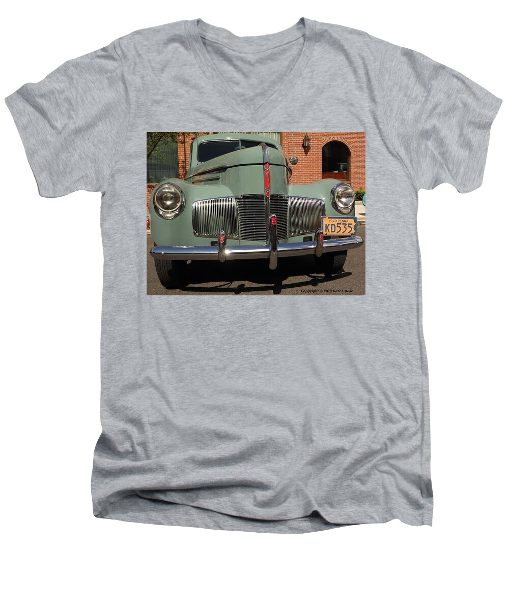 Cars Men's V-Neck T-Shirt featuring the photograph 1940 Studebaker by Karl Rose