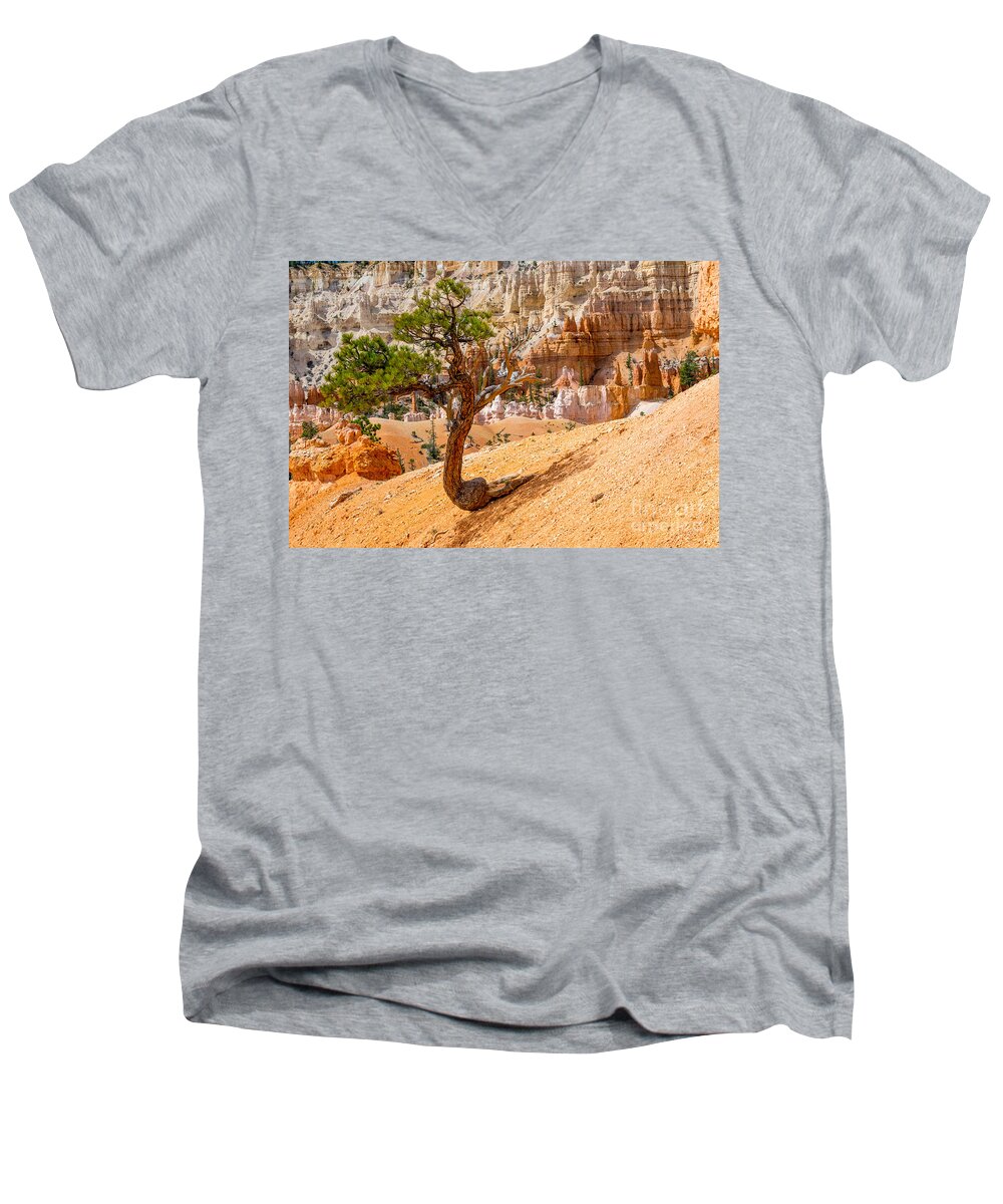 Usa Men's V-Neck T-Shirt featuring the photograph Bryce Canyon NP by Juergen Klust