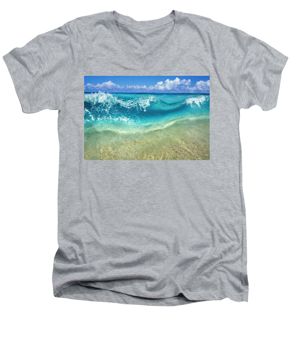 Closeup Men's V-Neck T-Shirt featuring the photograph Crystal Clear by Vince Cavataio - Printscapes