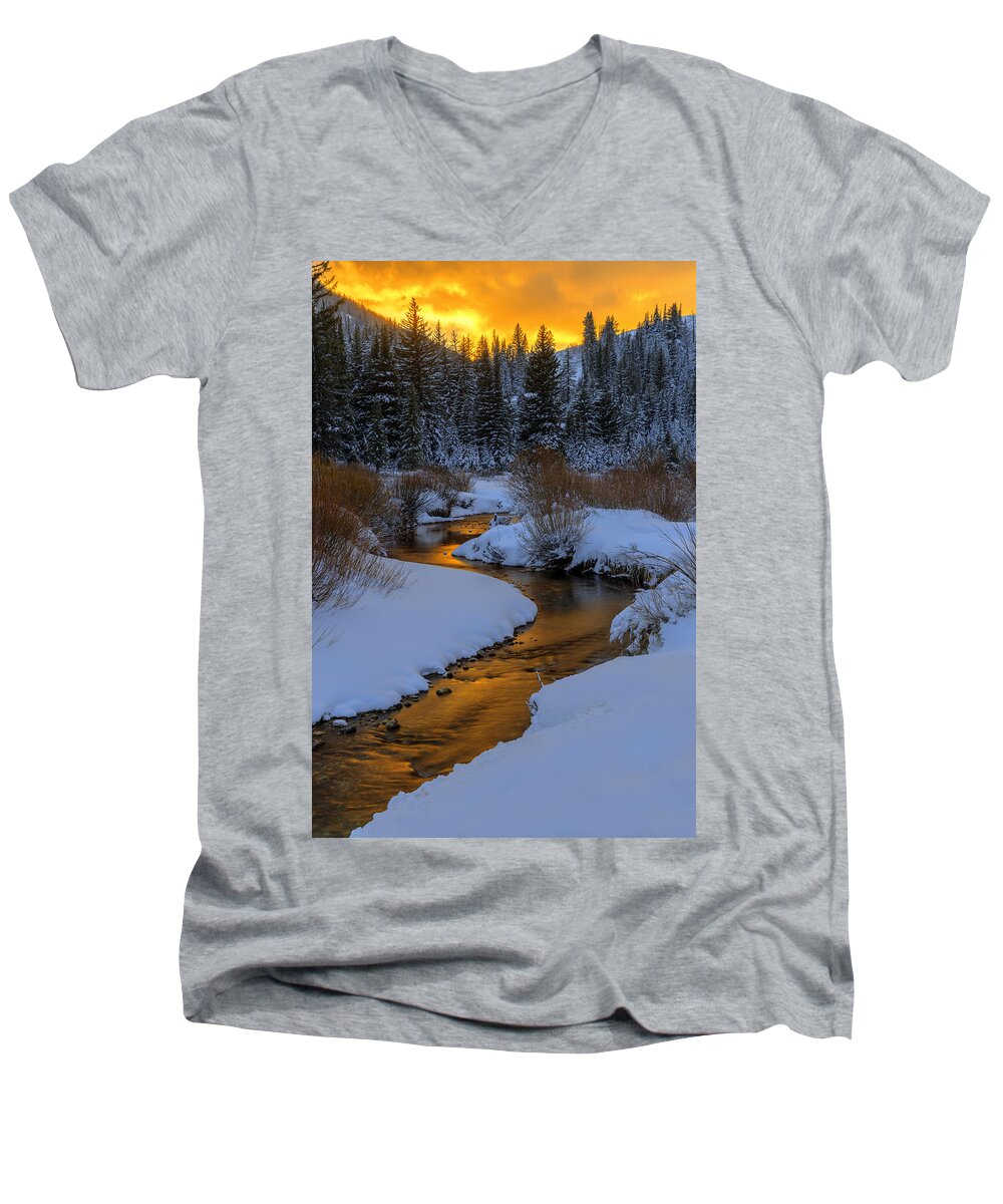 Utah Men's V-Neck T-Shirt featuring the photograph Golden Silence by Dustin LeFevre