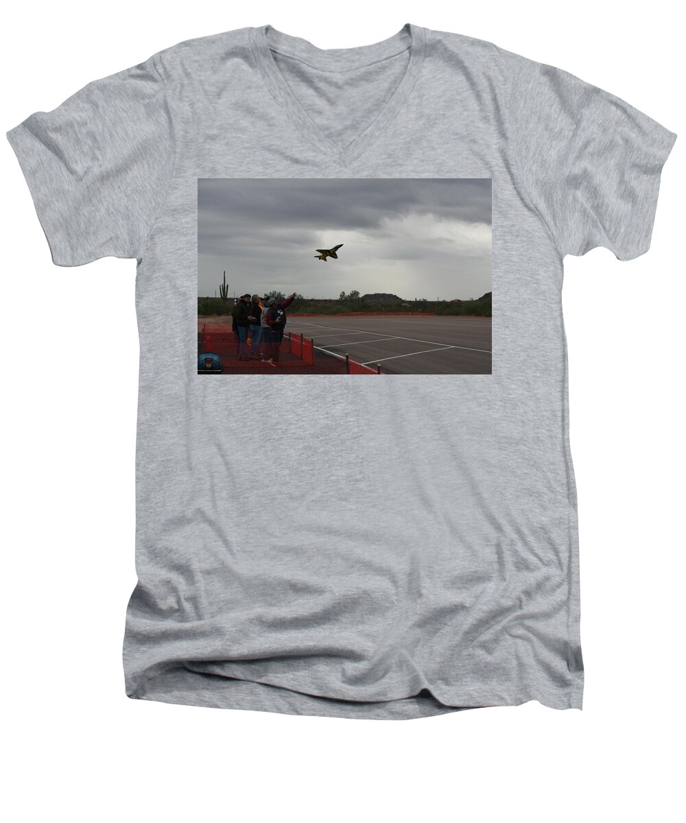 F-16 Men's V-Neck T-Shirt featuring the photograph Heave by David S Reynolds