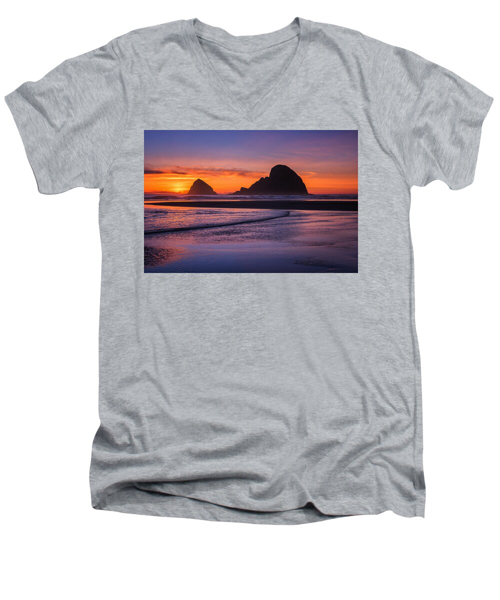 Oregon Men's V-Neck T-Shirt featuring the photograph Oceanside Sunset by Darren White