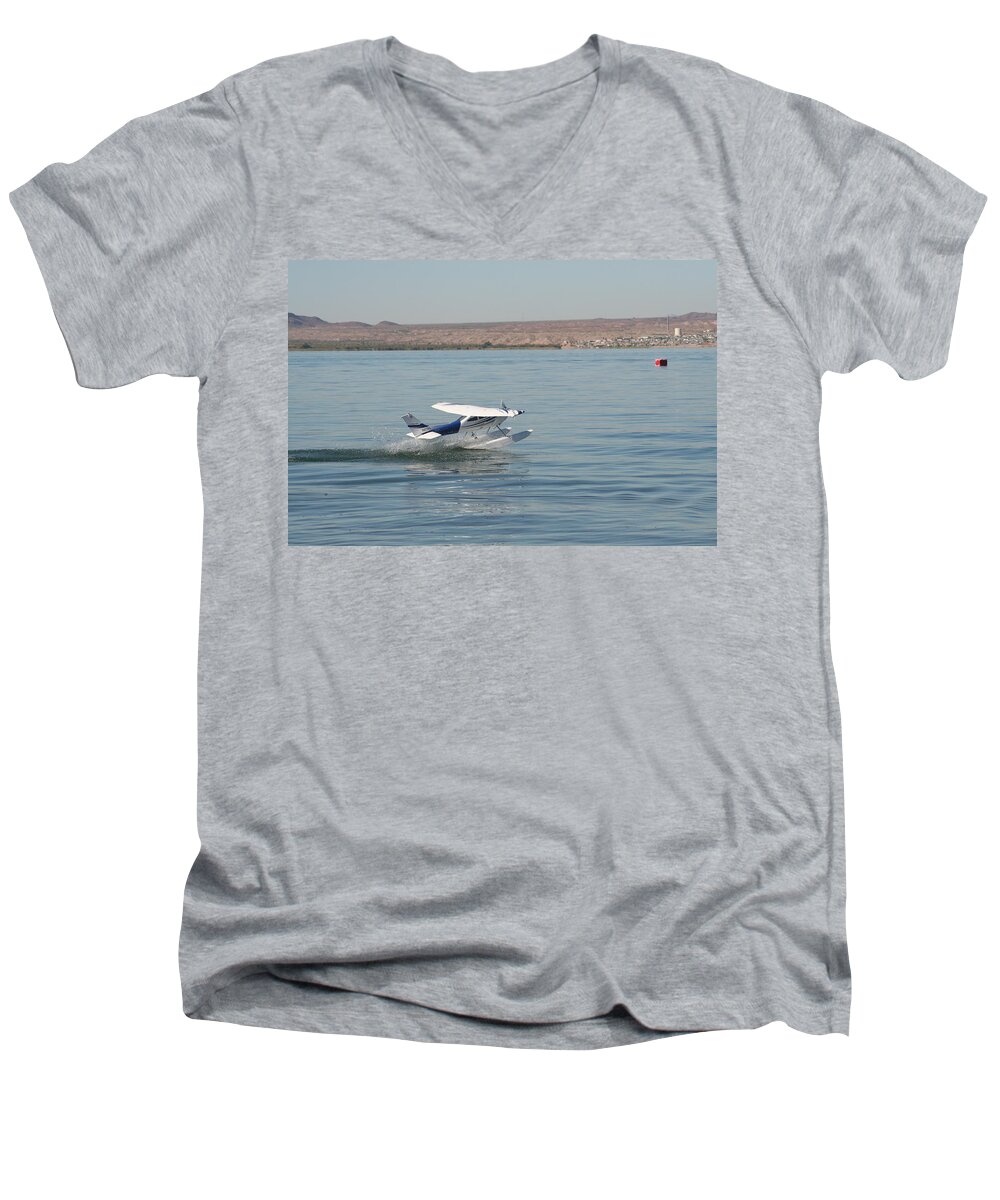 Airplane Men's V-Neck T-Shirt featuring the photograph Splashdown by David S Reynolds