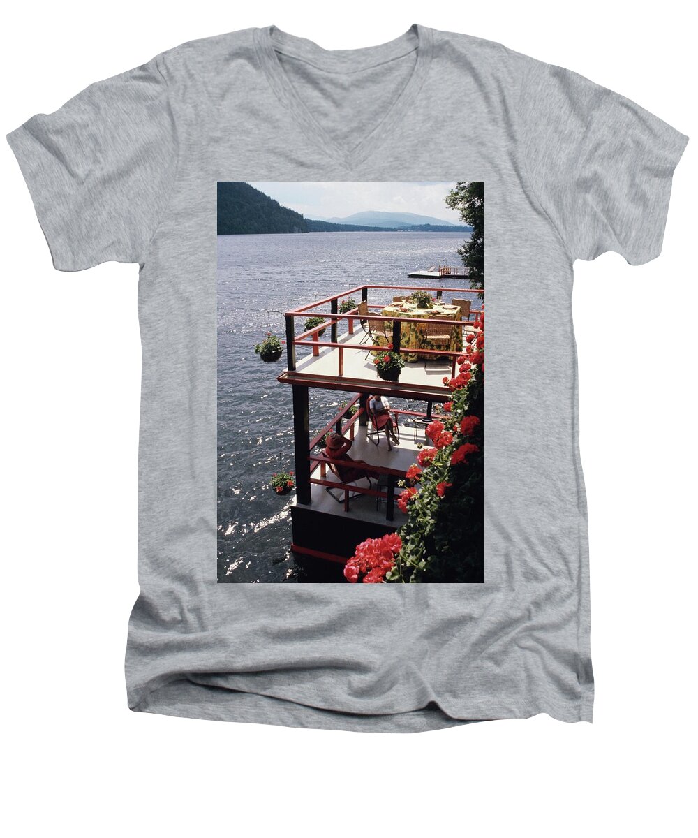 Home Men's V-Neck T-Shirt featuring the photograph The Wyker's Deck by Ernst Beadle