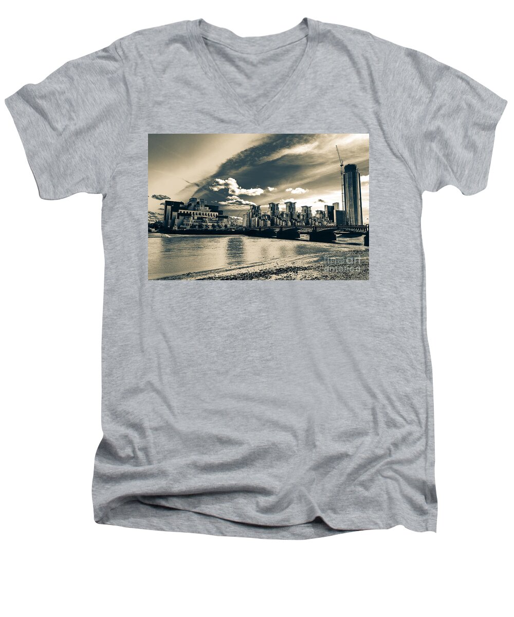 2012 Men's V-Neck T-Shirt featuring the photograph Vauxhall Bridge by Matt Malloy