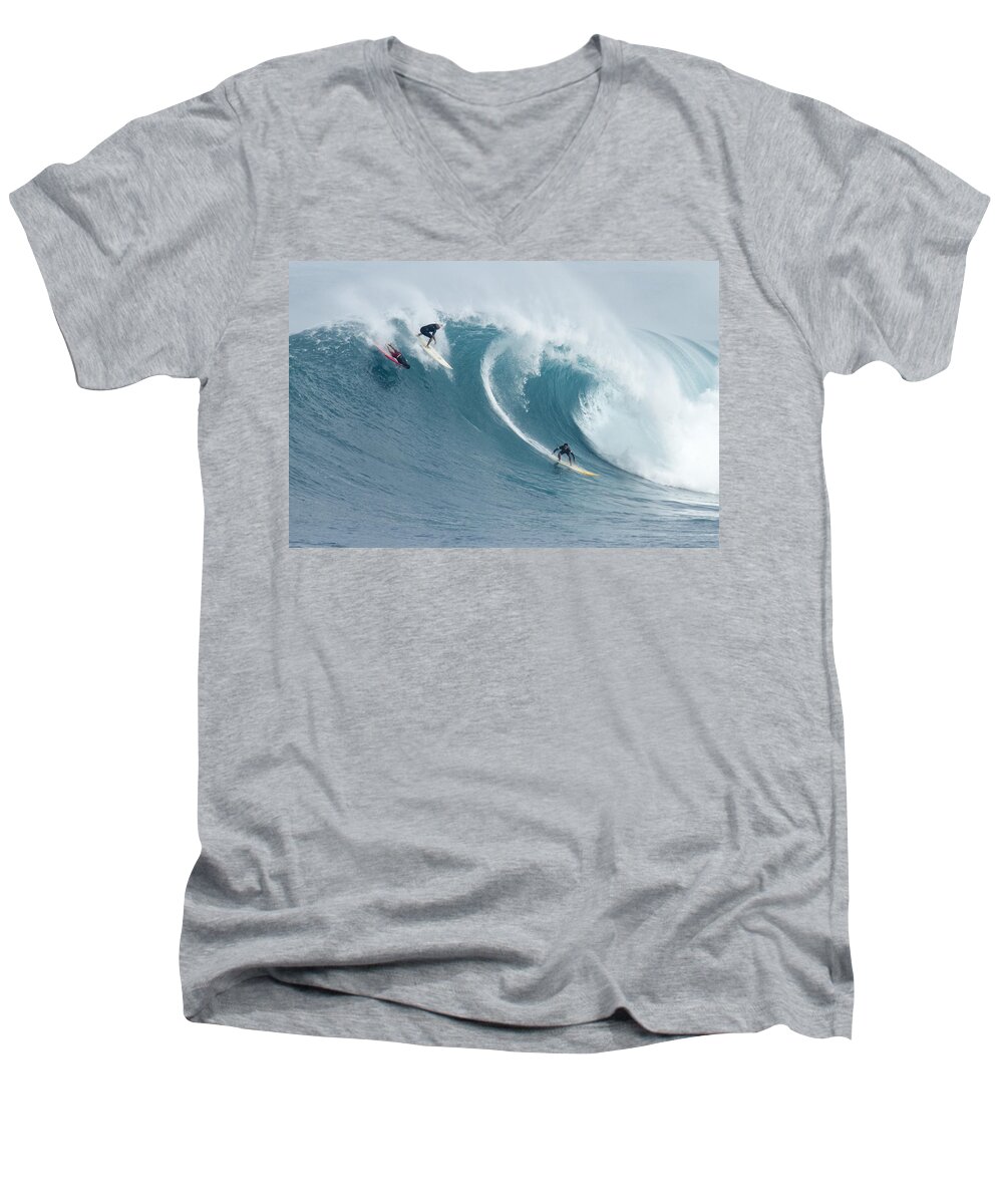 Surf Men's V-Neck T-Shirt featuring the photograph Waimea Surfers by Sean Davey