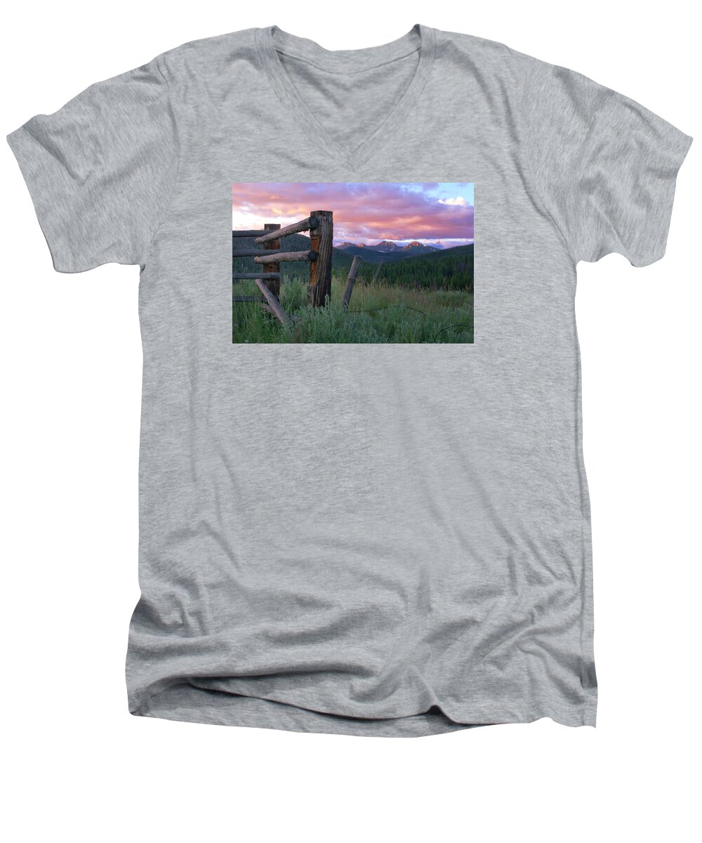 Colorado Men's V-Neck T-Shirt featuring the photograph Colorado Glory #1 by Ronda Kimbrow