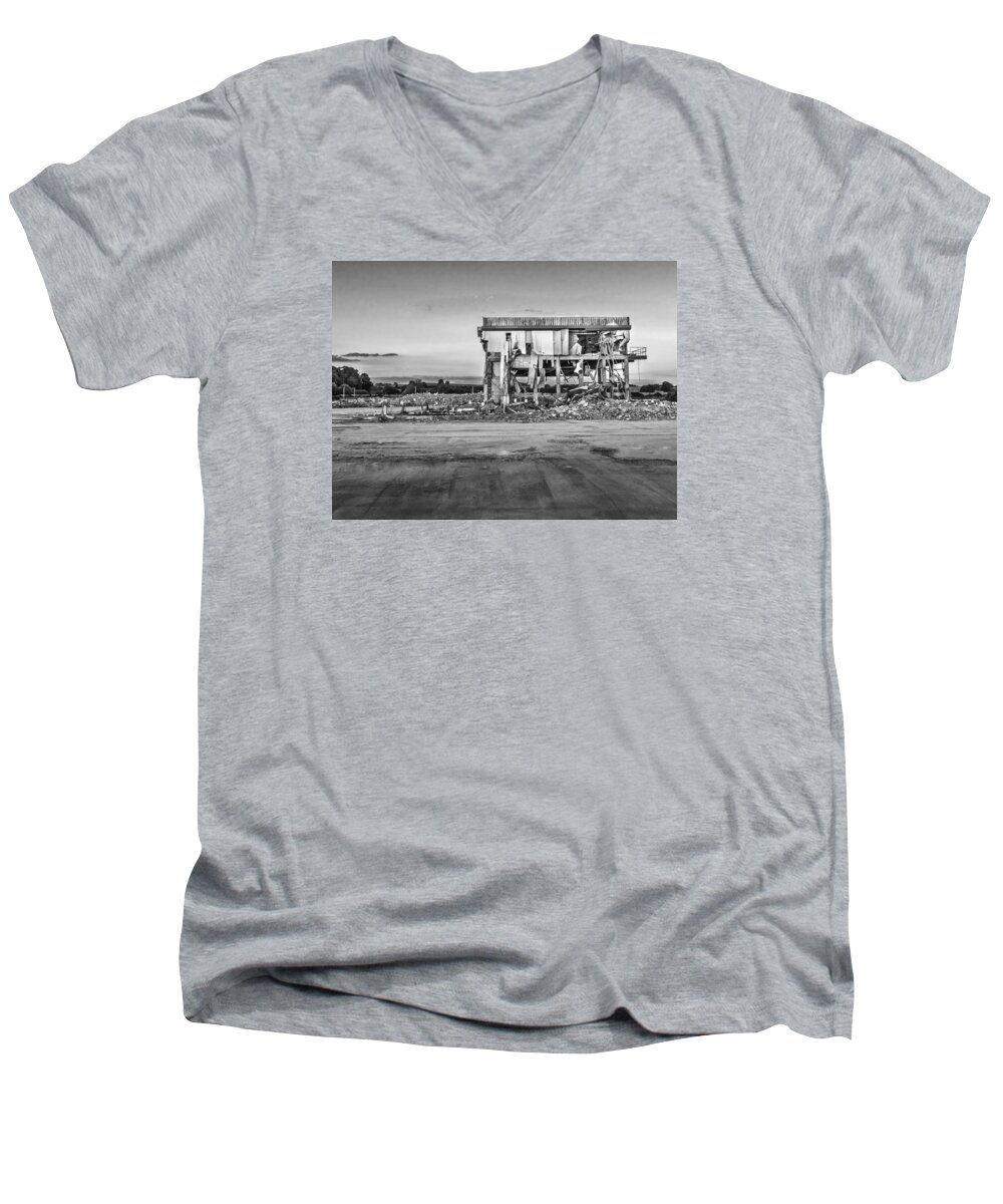 Ashby De La Zouch Men's V-Neck T-Shirt featuring the photograph Seen Better Days #1 by Nick Bywater
