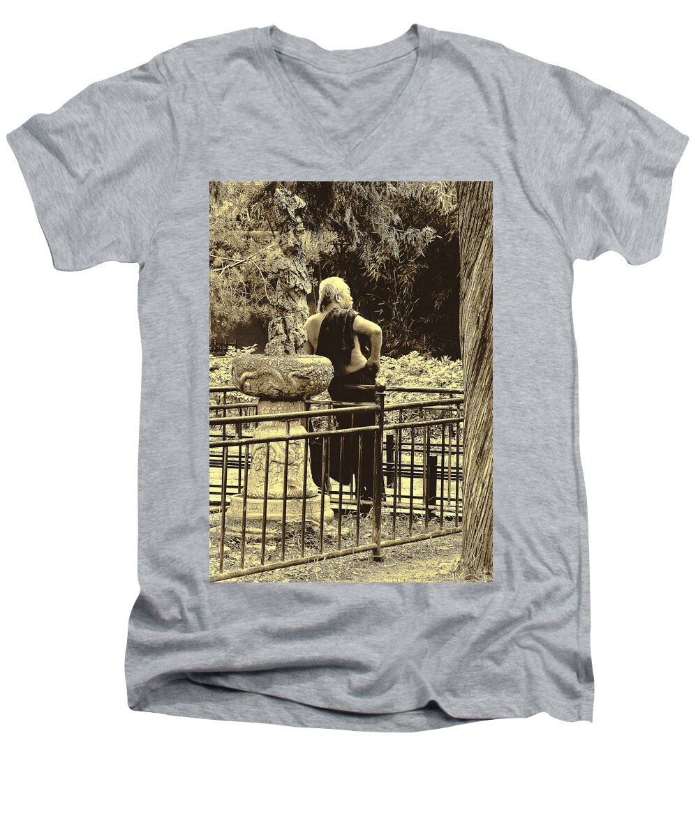 Beijing Men's V-Neck T-Shirt featuring the photograph The thinker #1 by Patrick Kain