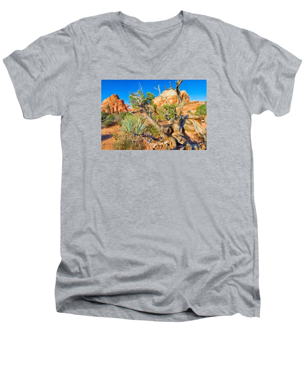 Utah Men's V-Neck T-Shirt featuring the photograph Arch by Daniel George