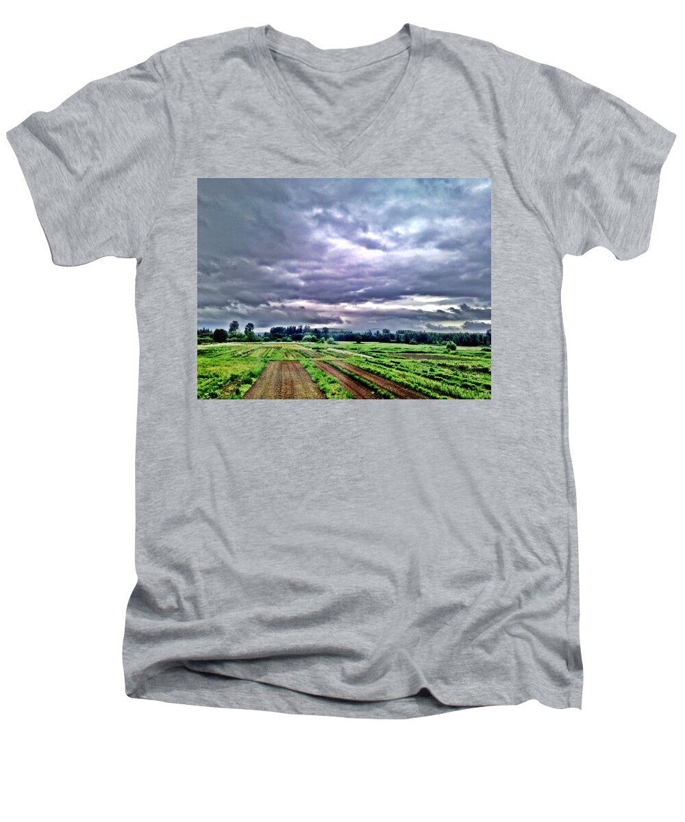 Washington State Men's V-Neck T-Shirt featuring the photograph Carnation by Chris Dunn