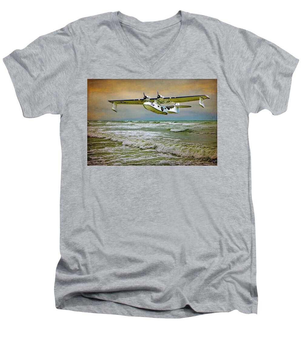 Flying Boat Men's V-Neck T-Shirt featuring the photograph Catalina Flying Boat by Chris Lord