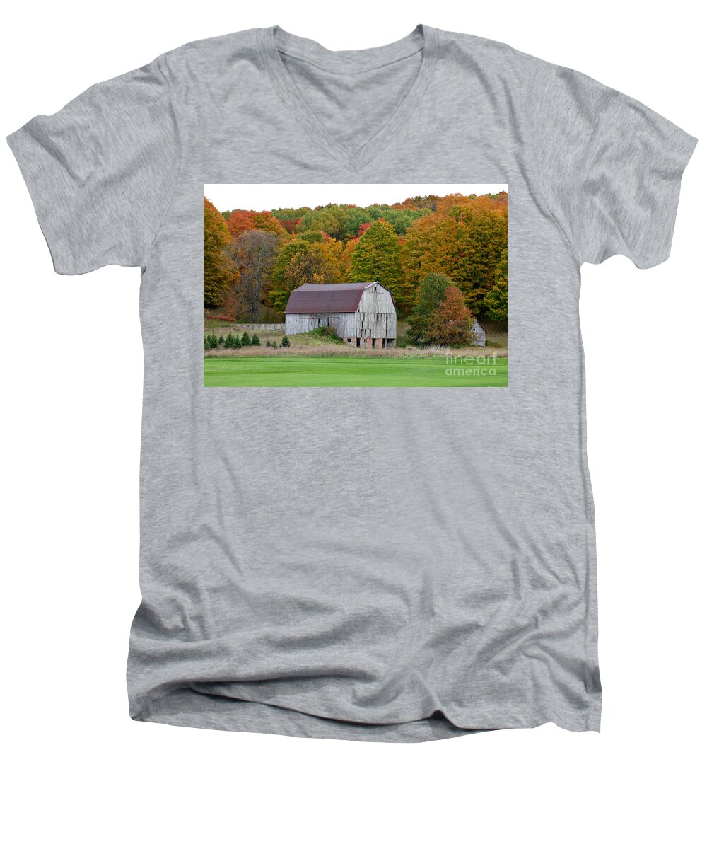 Barn Men's V-Neck T-Shirt featuring the photograph Colour My World by Scott Ward