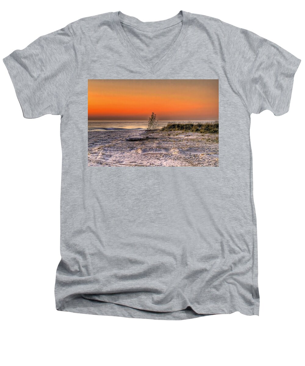 Hdr Photography Men's V-Neck T-Shirt featuring the photograph Evening Beach Glow by Richard Gregurich