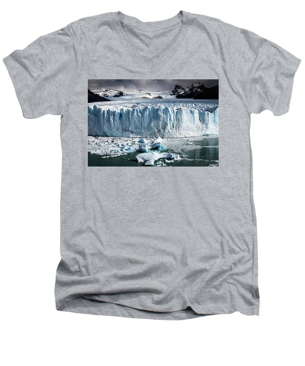 Landscape Men's V-Neck T-Shirt featuring the photograph Glaciar 003 by Ryan Weddle