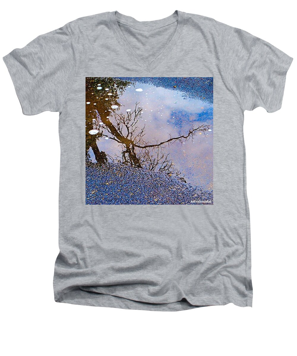 Summer Men's V-Neck T-Shirt featuring the photograph I Am Playing #whpabstract. #austin by Austin Tuxedo Cat