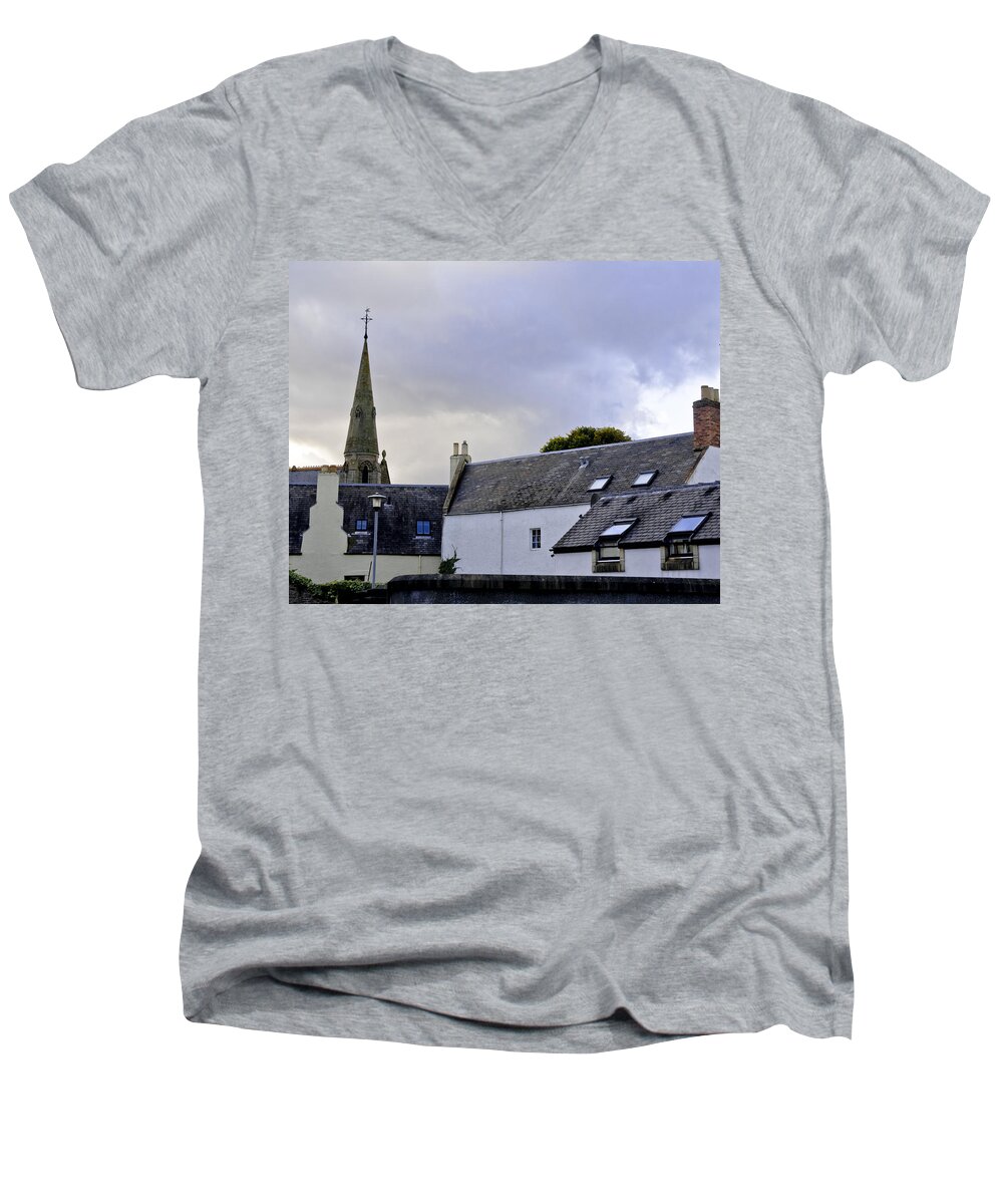 Kelso Men's V-Neck T-Shirt featuring the photograph Kelso Rooftops. by Elena Perelman