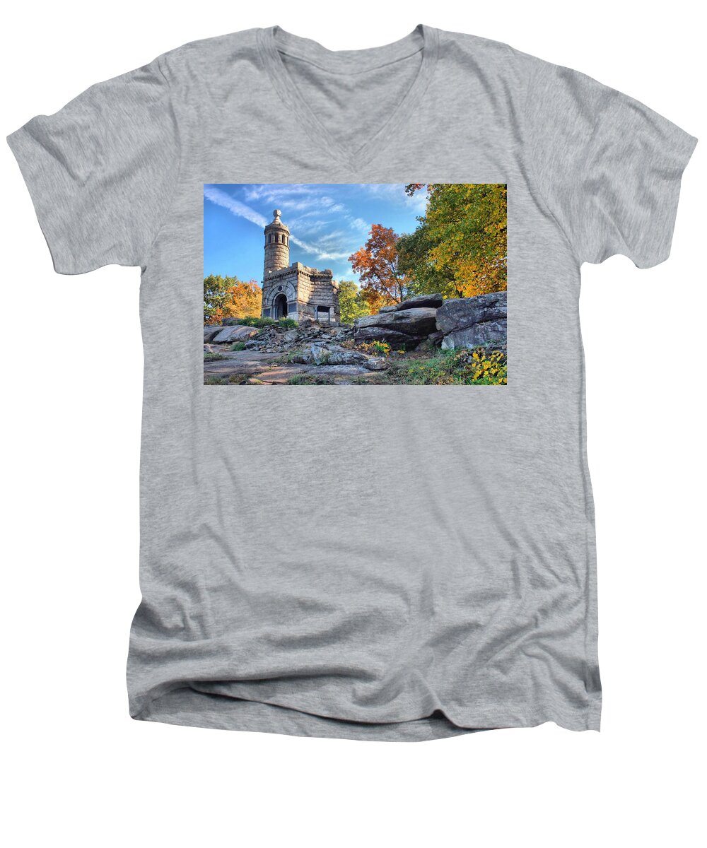 Gettysburg Men's V-Neck T-Shirt featuring the photograph Monument to the 44th by DJ Florek