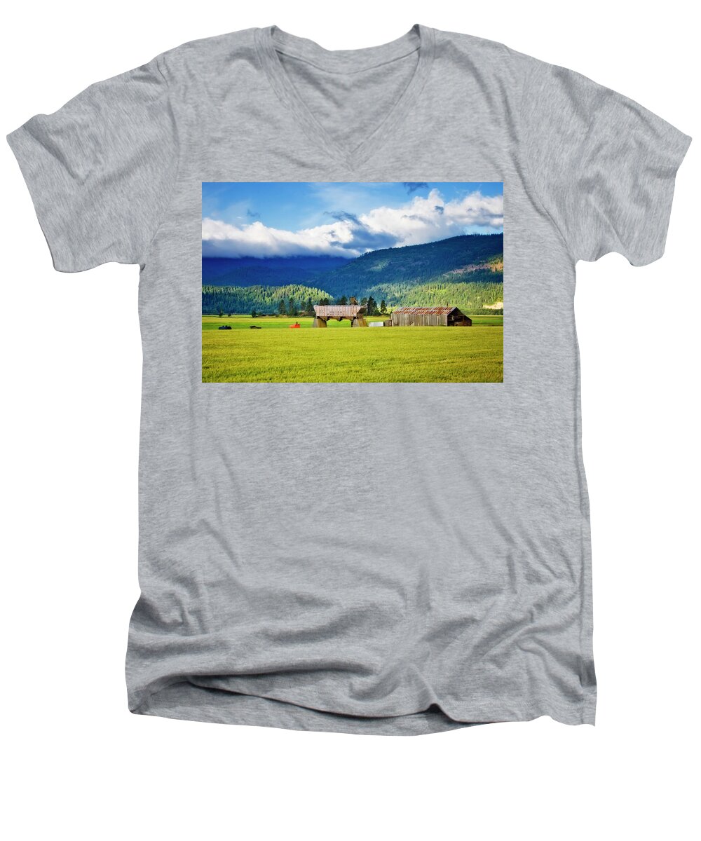 North Idaho Men's V-Neck T-Shirt featuring the photograph Recycled by Albert Seger