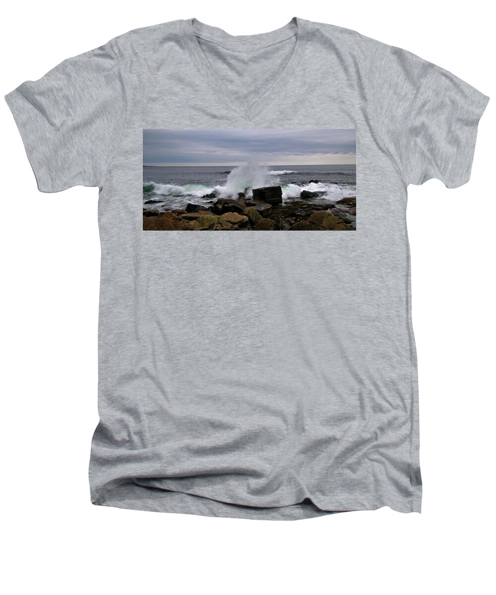 acadia National Park Men's V-Neck T-Shirt featuring the photograph Splash by Paul Mangold