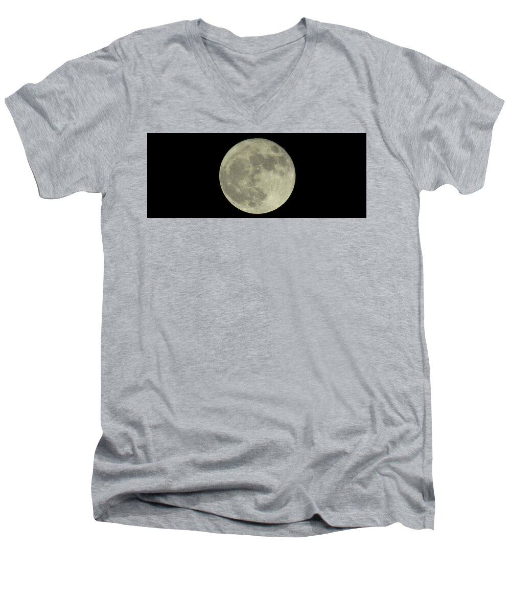 Supermoon Men's V-Neck T-Shirt featuring the photograph The Super Moon 3 by Robert Knight