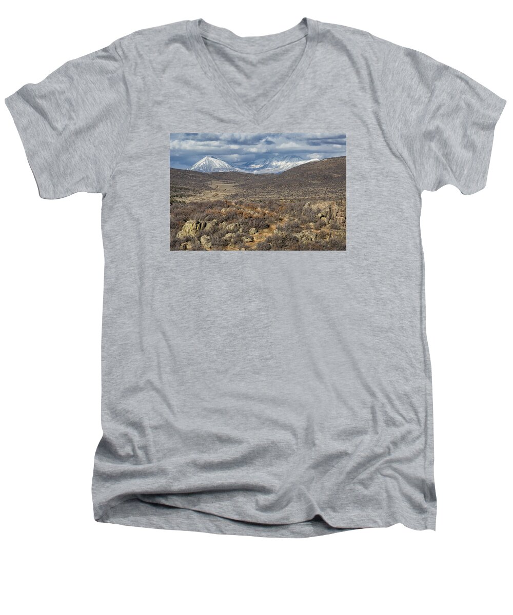 Colorado Men's V-Neck T-Shirt featuring the photograph This Way To the Mountains by Denise Bush