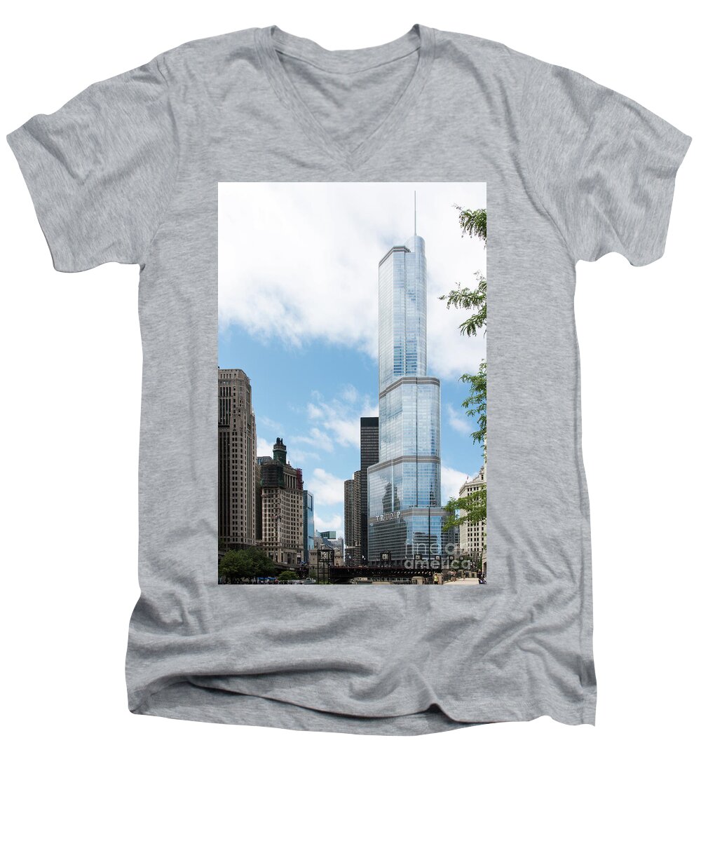 Boats Men's V-Neck T-Shirt featuring the photograph Trump Tower in Chicago by David Levin