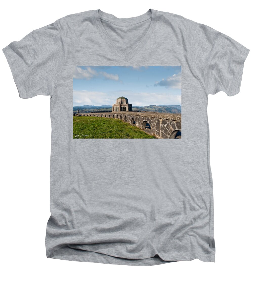 Beauty In Nature Men's V-Neck T-Shirt featuring the photograph Vista House at Crown Point by Jeff Goulden