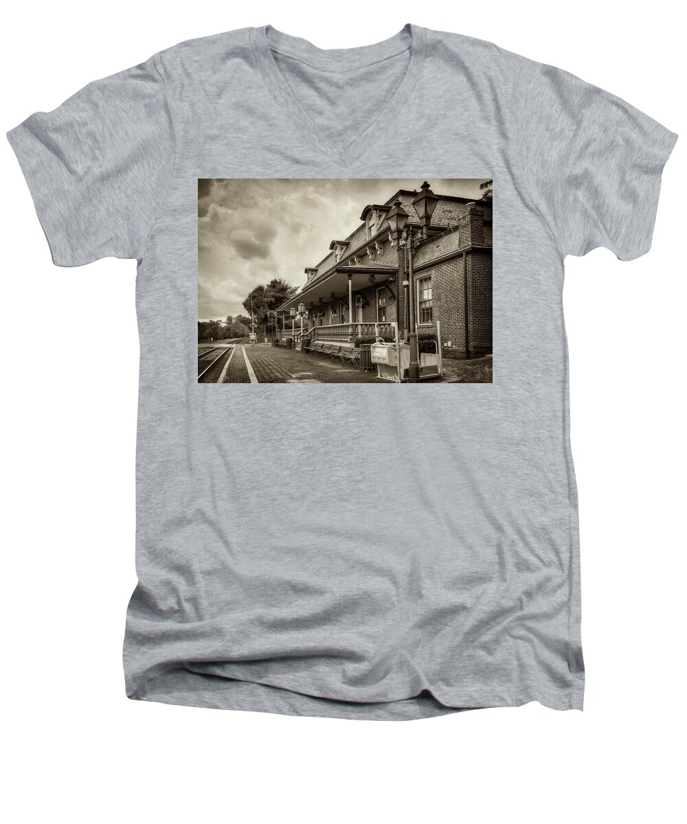 Connecticut Men's V-Neck T-Shirt featuring the photograph Windsor Railroad Station by Phil Cardamone
