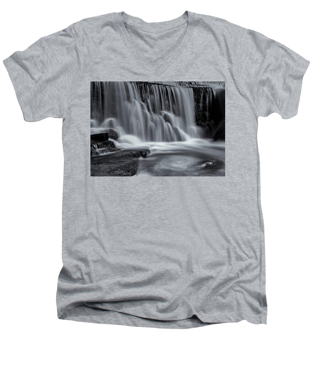 Monsal Dale Weir Men's V-Neck T-Shirt featuring the photograph Monsal Dale Weir by Rob Davies