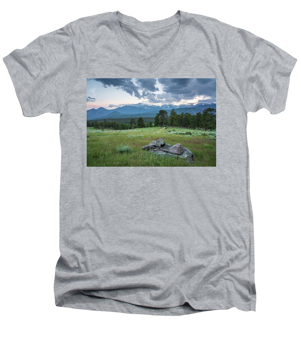 America Men's V-Neck T-Shirt featuring the photograph Sunset in Rocky Mountain National Park by Kyle Lee