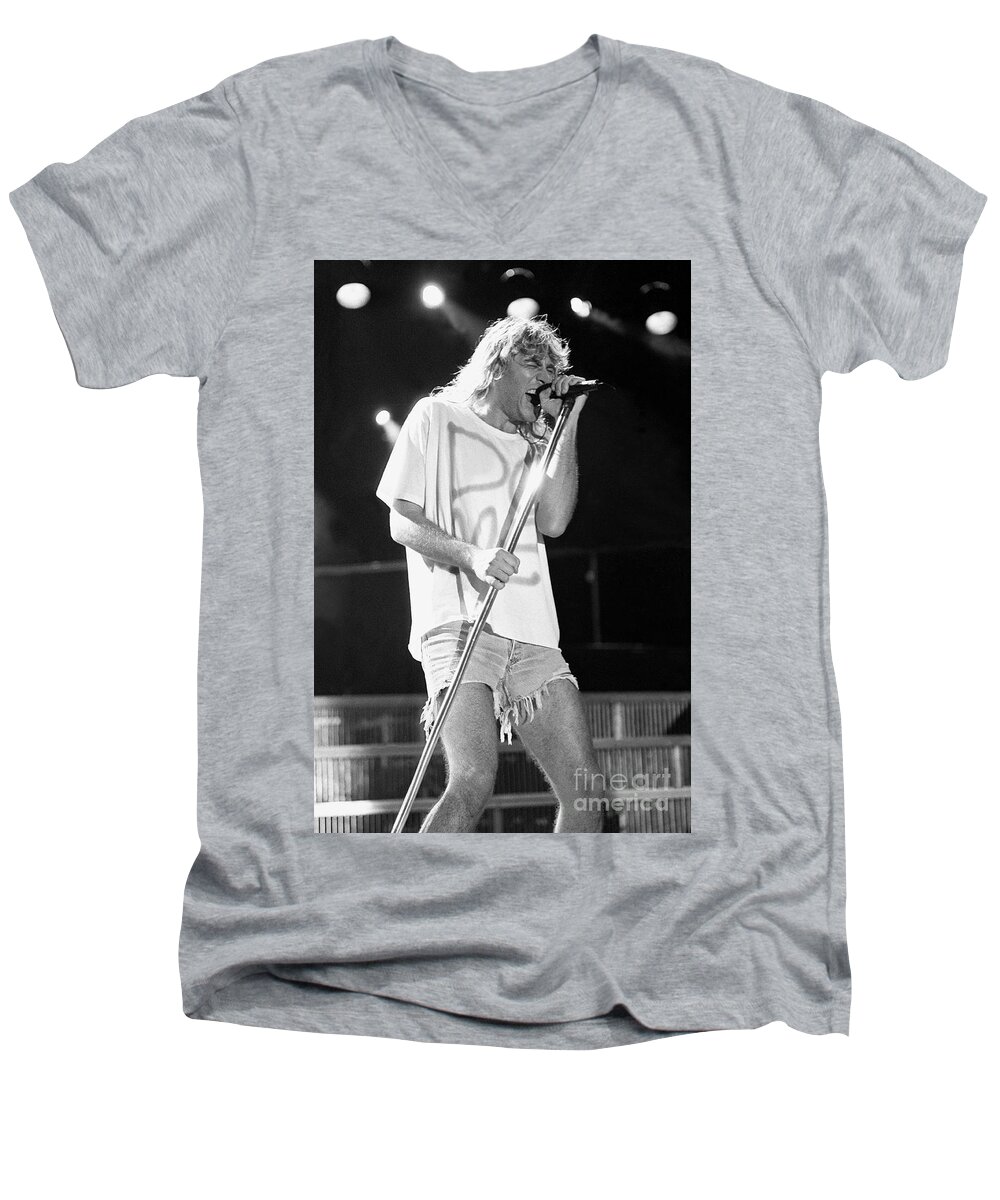 Lead Singer Men's V-Neck T-Shirt featuring the photograph Joe Elliott - Def Leppard by Concert Photos