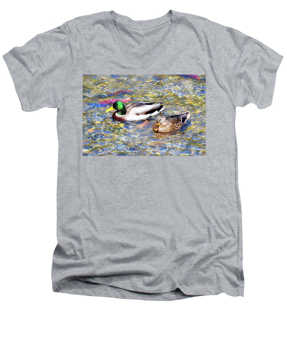 David Lawson Photography Men's V-Neck T-Shirt featuring the photograph On the Hunt by David Lawson