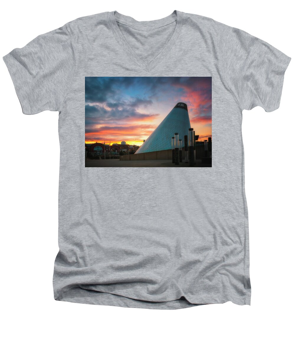 Museum Of Glass Men's V-Neck T-Shirt featuring the photograph Sunset at the Museum of Glass by Ryan Manuel