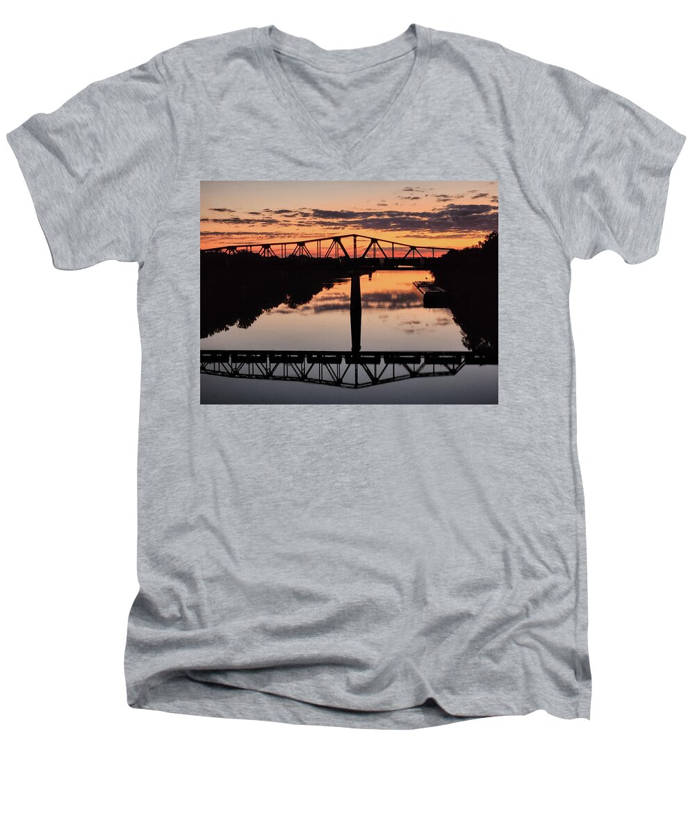 Trestle Men's V-Neck T-Shirt featuring the photograph Trestle Over the Black Warrior River by Jeremy Butler