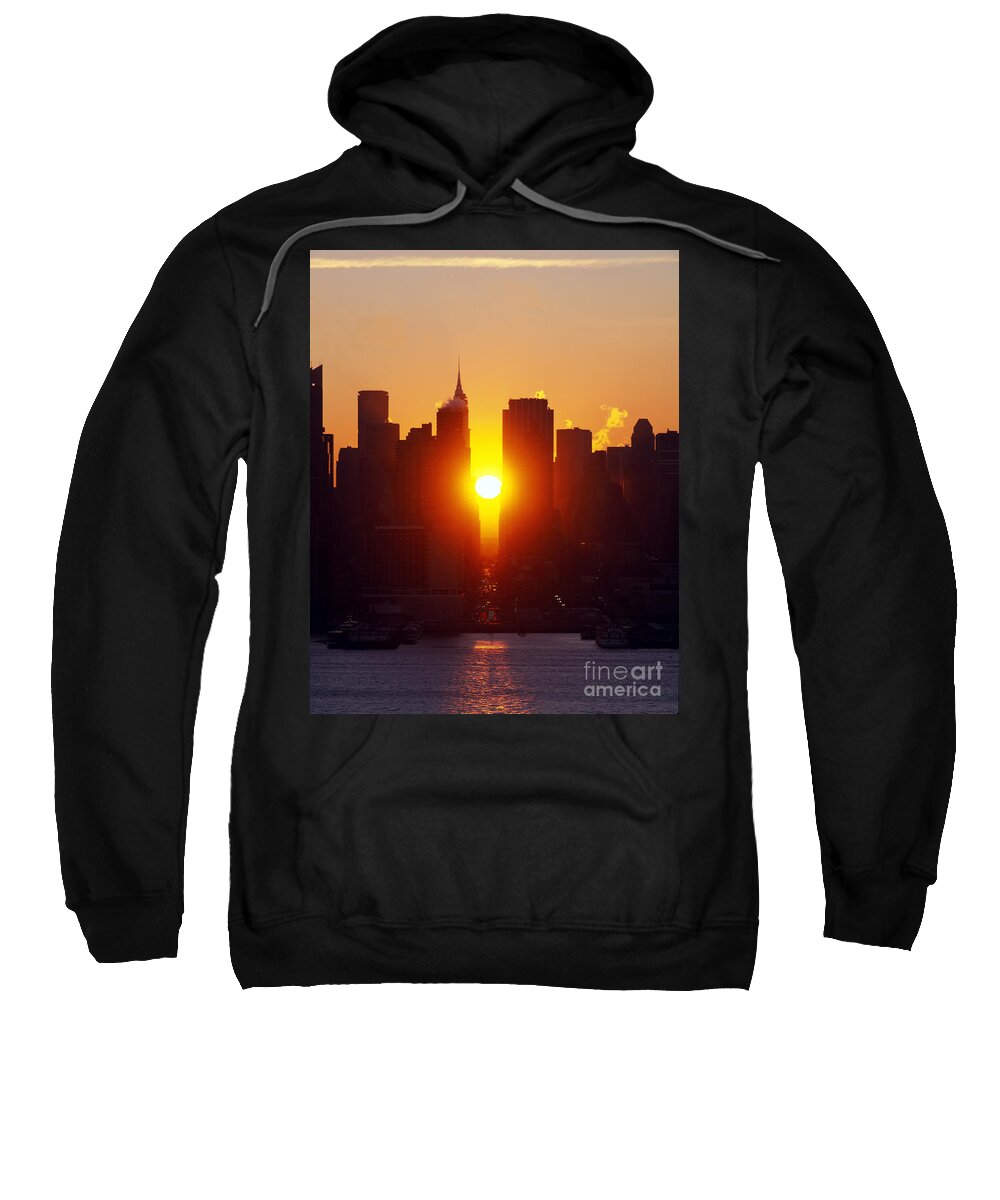 Manhattan Sweatshirt featuring the photograph Sunrise Over Midtown Manhattan by Rafael Macia
