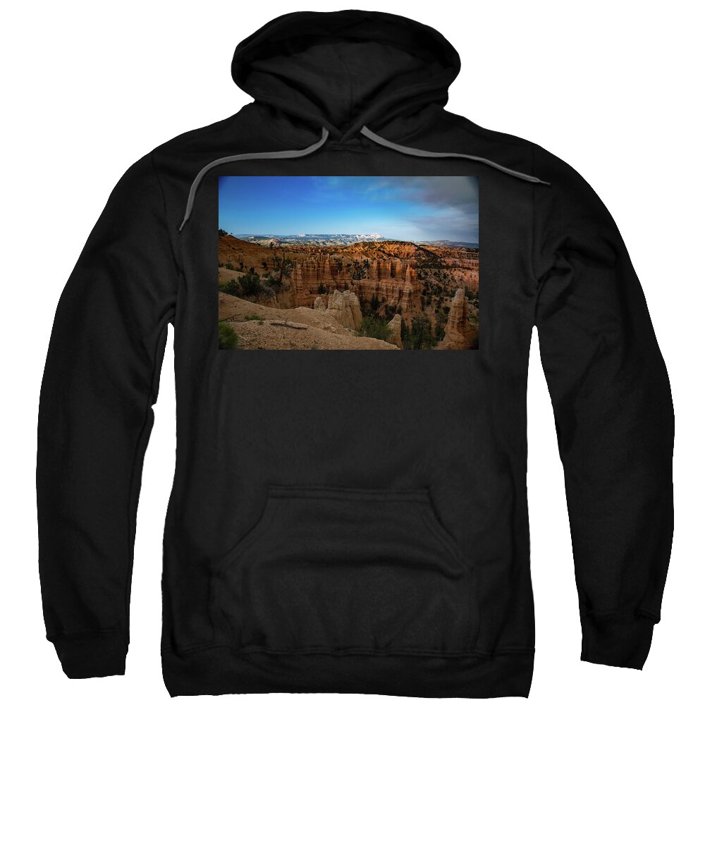Bryce Canyon Sweatshirt featuring the photograph Fairyland Point by Phil Abrams