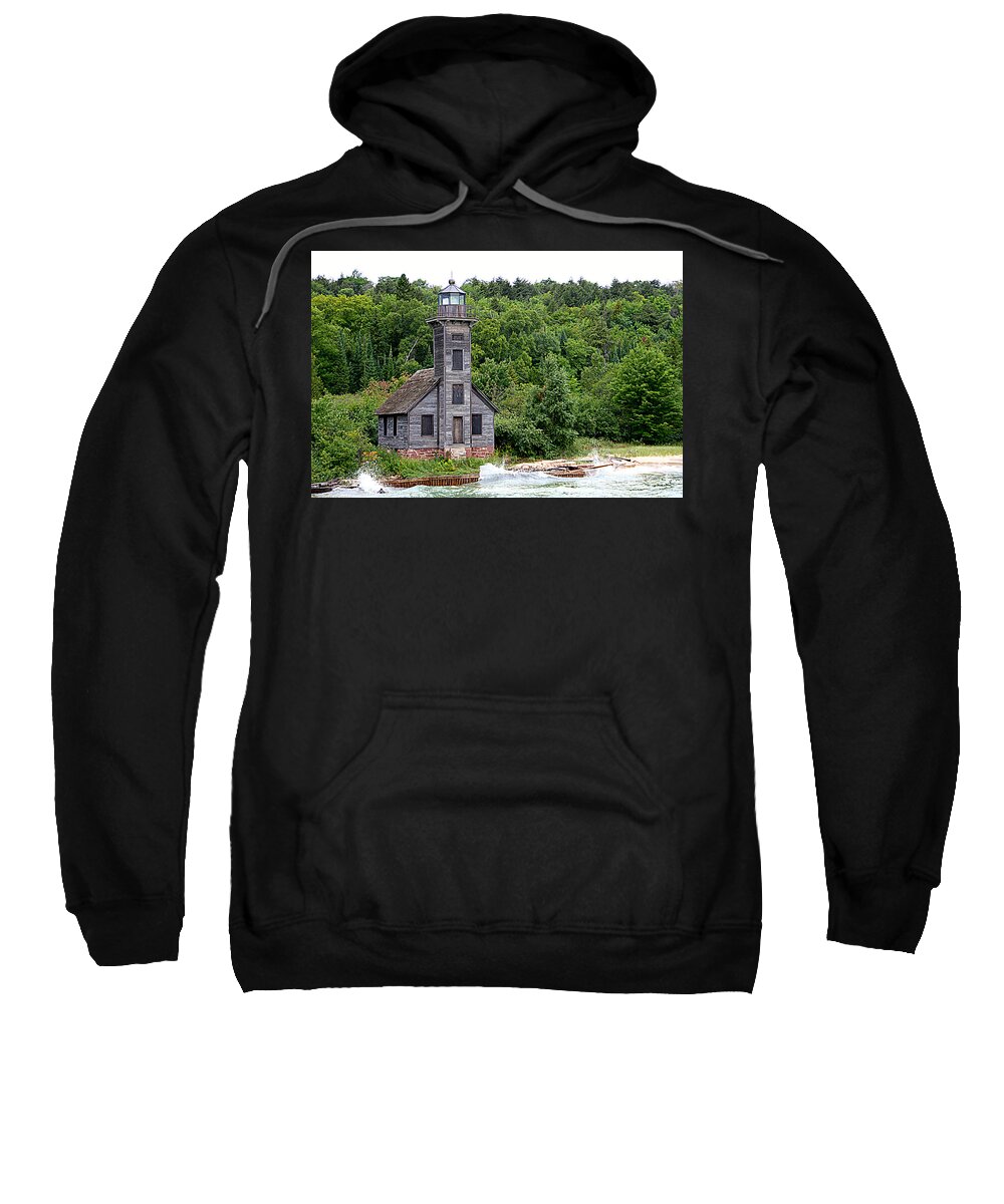 Grand Island East Channel Lighthouse Sweatshirt featuring the photograph Grand Island East Channel Lighthouse #6680 by Mark J Seefeldt