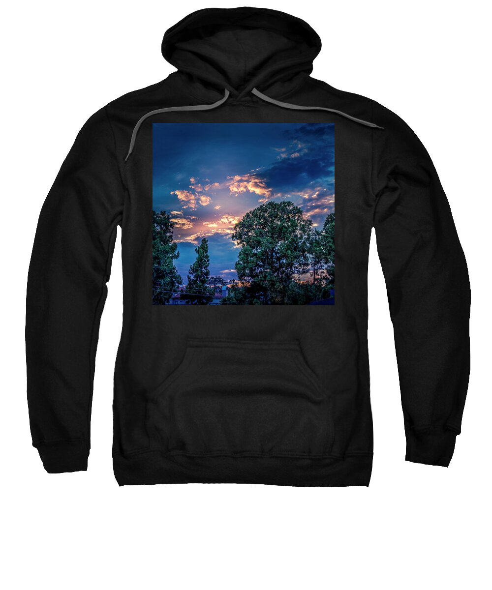 Sunset Sweatshirt featuring the photograph Looking West At Sunset by Gene Parks