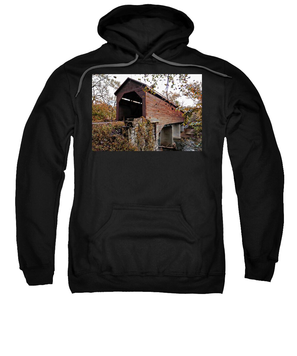 Suzanne Stout Sweatshirt featuring the photograph Meems Bottom Covered Bridge by Suzanne Stout
