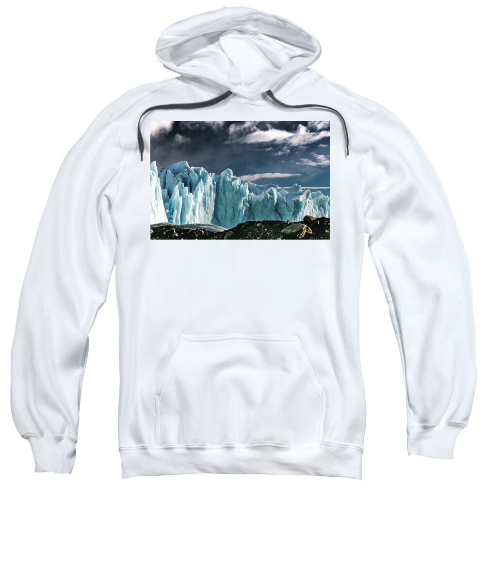  Sweatshirt featuring the photograph Glaciar 1 #1 by Ryan Weddle