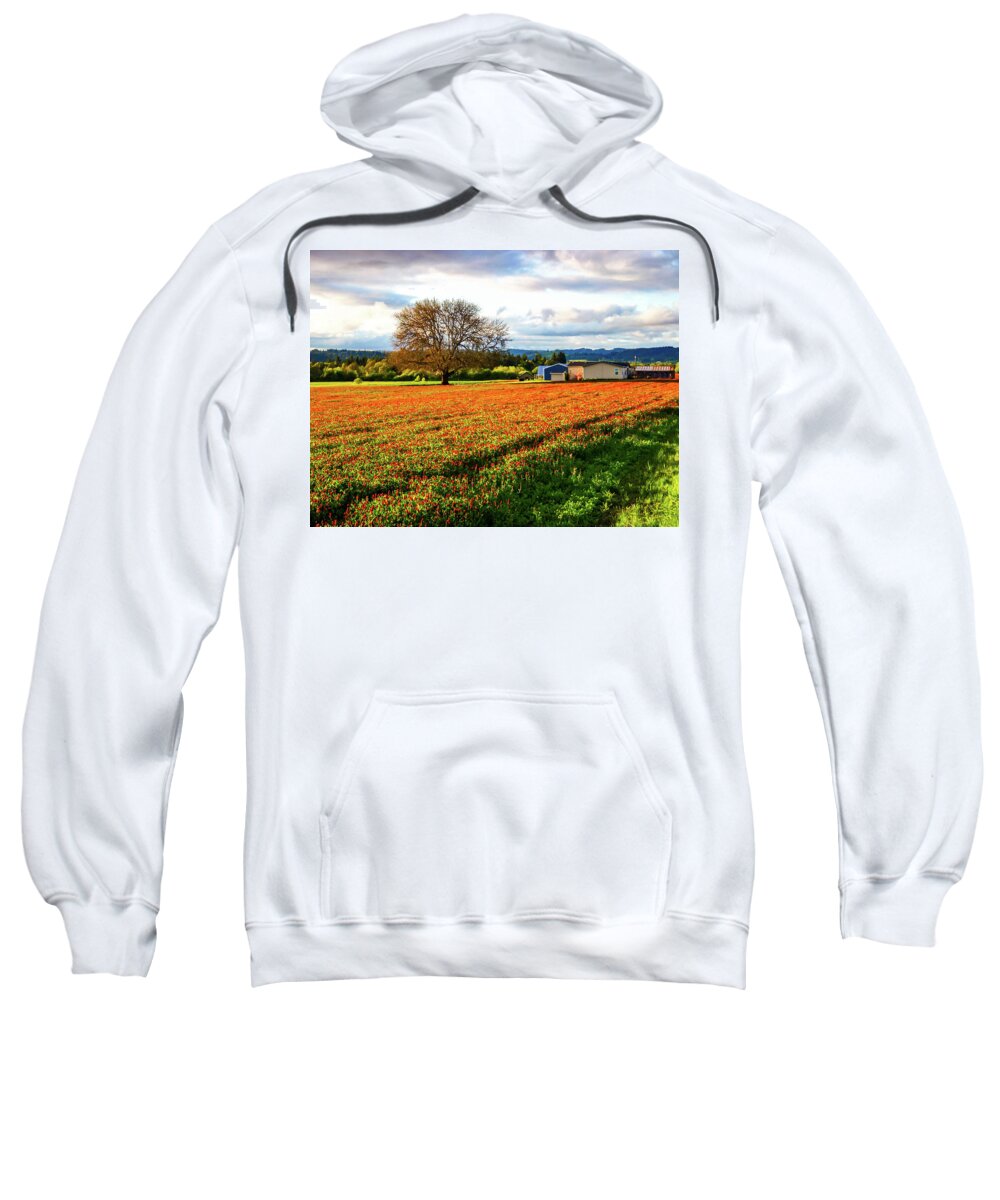 Oregon Sweatshirt featuring the photograph Countryside, Oregon by Aashish Vaidya