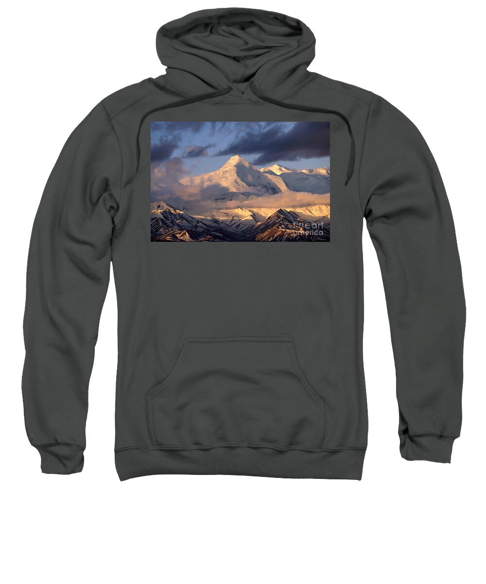 00340723 Sweatshirt featuring the photograph Alaska Range Morning by Yva Momatiuk John Eastcott