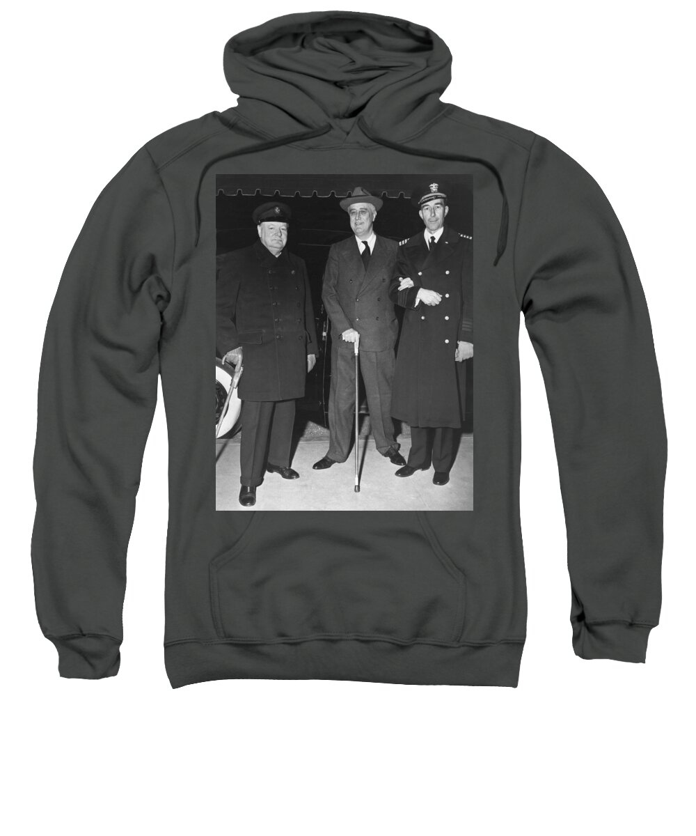 1930's Sweatshirt featuring the photograph Churchill And Roosevelt by Underwood Archives