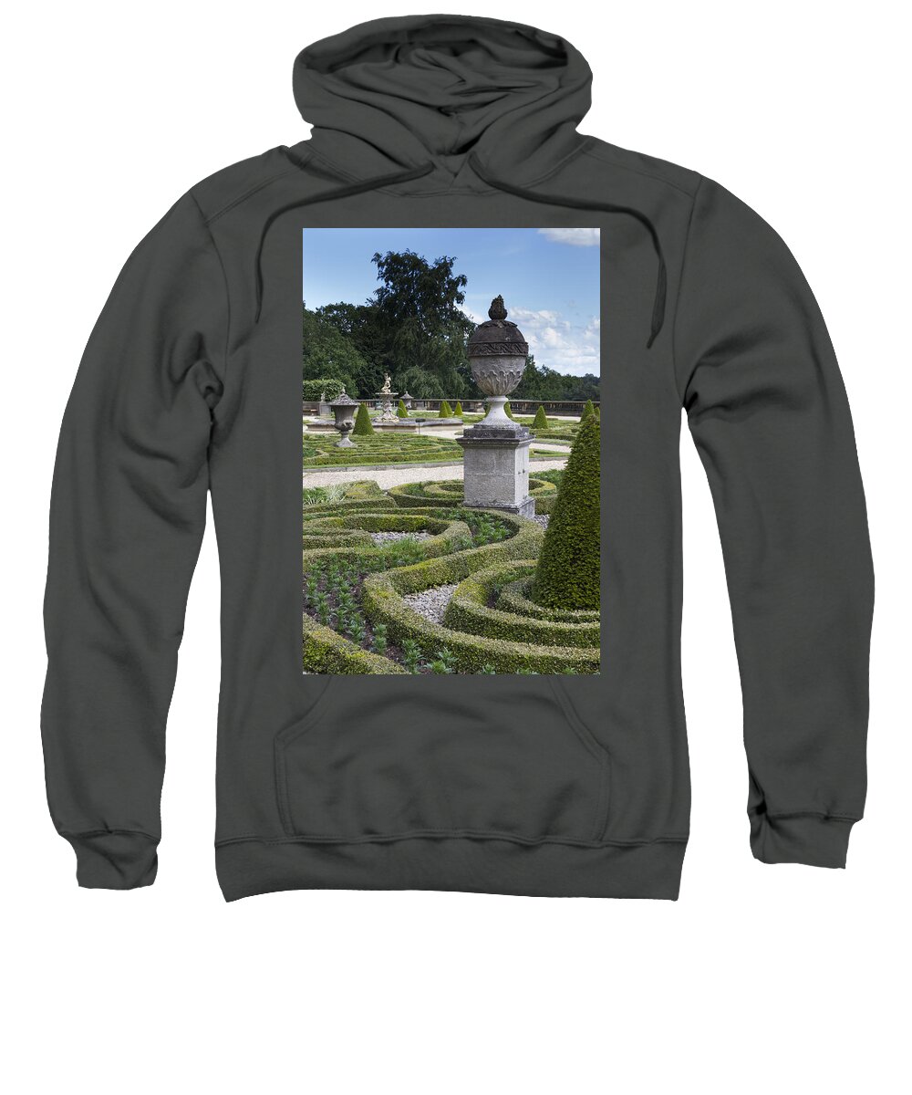 Garden Sweatshirt featuring the photograph Formal gardens - 8 by Chris Smith