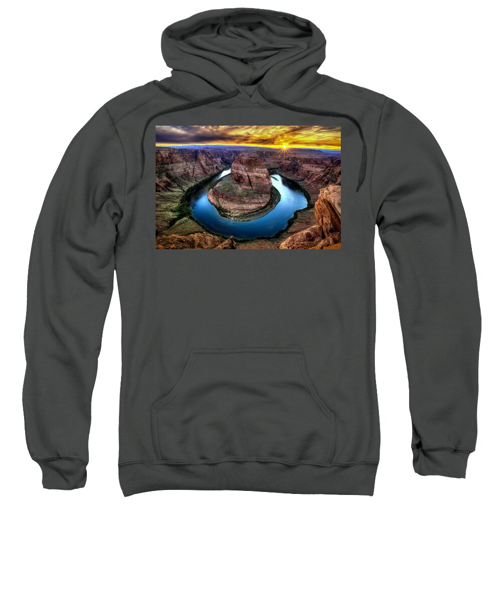 Horseshoe Bend Sweatshirt featuring the photograph Bending Colors by Ryan Smith