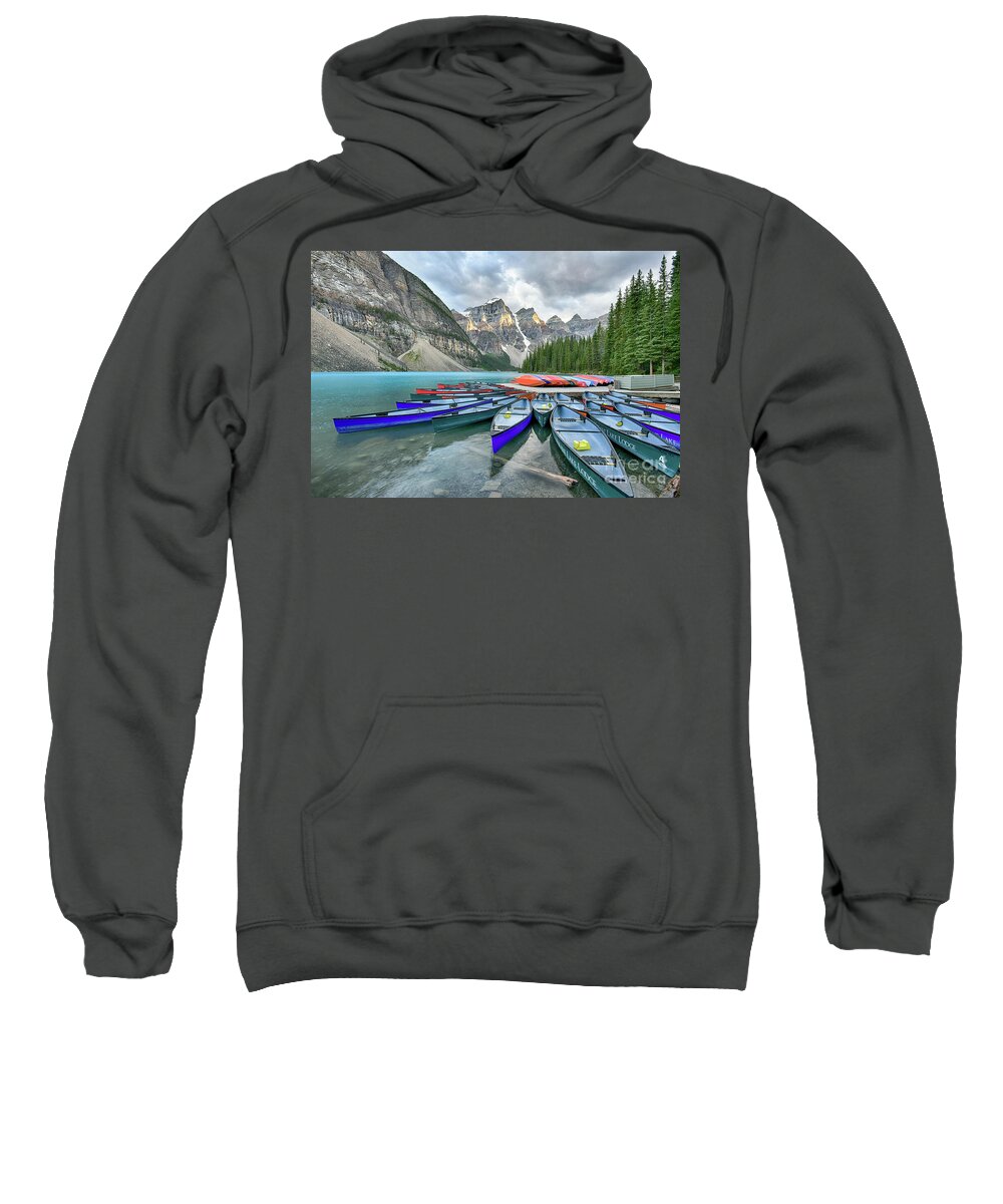 Moraine Lake Sweatshirt featuring the photograph Sunset at Moraine lake by Paul Quinn