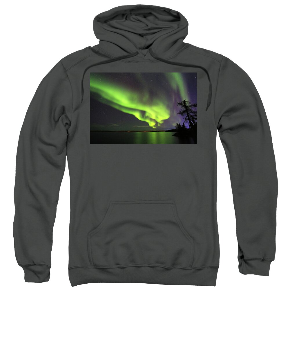 Northern Lights Sweatshirt featuring the photograph Northern Lights #5 by Shixing Wen