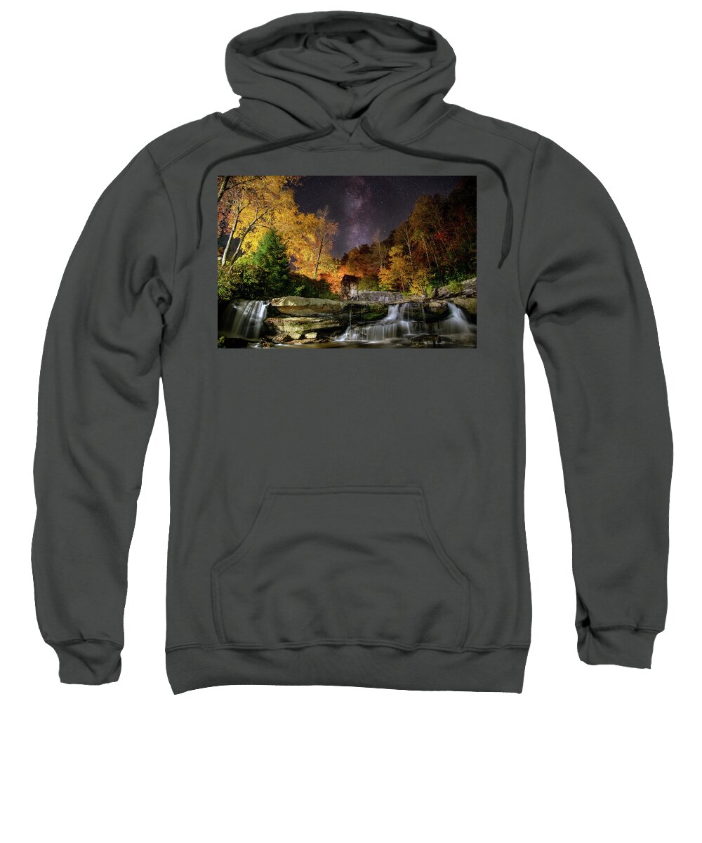 Blue Ridge Mountains Sweatshirt featuring the photograph Milky Way Over Glade Creek by Robert J Wagner